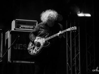 Jesus and Mary Chain