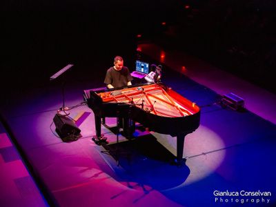 &apos;Boo(k)sta&apos;: le letture di Boosta (Subsonica) in musica dal 30 gennaio