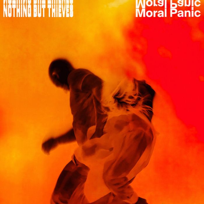 https://images.rockol.it/uInTjKFK5YvOpj06r4fIeQhLuSM=/700x0/smart/rockol-img/img/foto/upload/moral-panic-nothing-but-thieves-cover-ts1603414585.jpeg