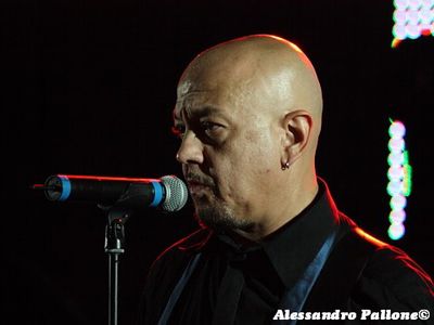 X Factor 2010, Giudica i Giudici: Enrico Ruggeri (IX puntata)