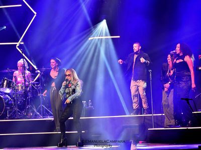Anastacia per la campagna di sensibilizzazione del cancro al seno