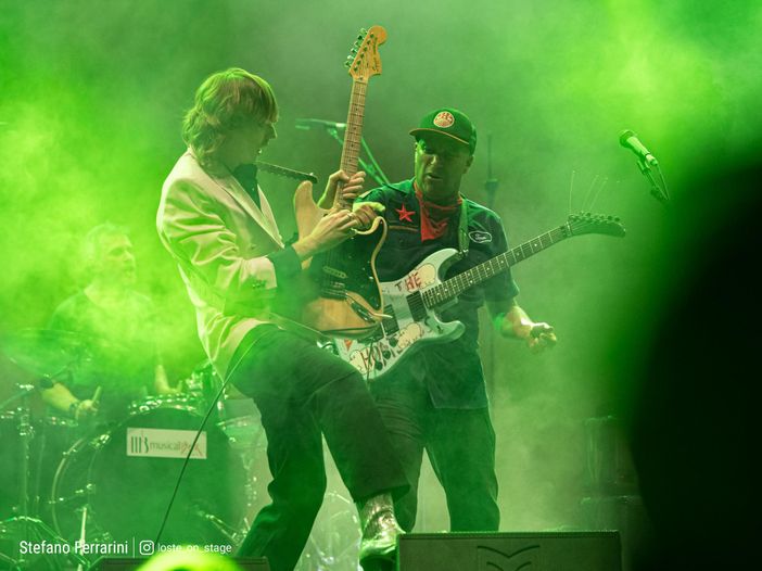 Tom Morello dice: "Non sono bianco" Tom Morello dice: "Non sono bianco"