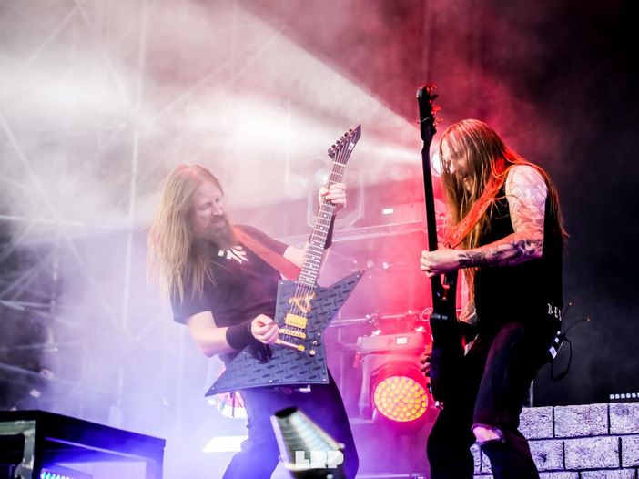 Gli Amon Amarth fanno cantare le capre