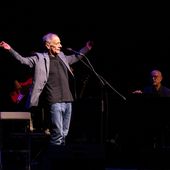 6 maggio 2025 - Teatro EuropAuditorium - Bologna - Roberto Vecchioni in concerto
