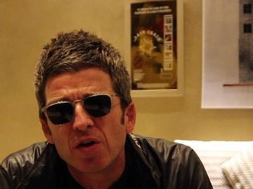 Noel Gallagher - &quot;Hi, I&#039;m Liam&quot; - il saluto di Noel