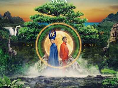 Empire of the Sun: arriva &apos;Alive&apos; remixata da David Guetta. Ascolta qui.