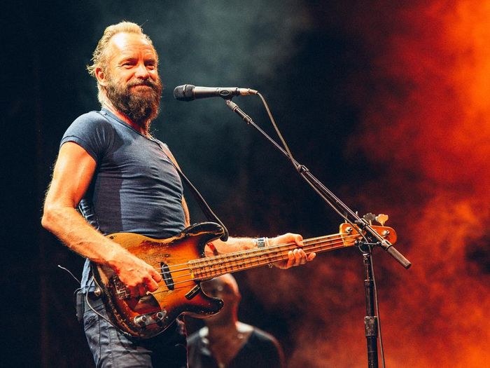 https://images.rockol.it/uyQZ3ydpwcw3TDrHuZGJzvvdXkk=/700x0/smart/rockol-img/img/foto/upload/sting-pistoiablues-24072015-11.jpg