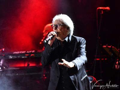 Nino D&amp;#8217;Angelo scrive la storia della sua vita