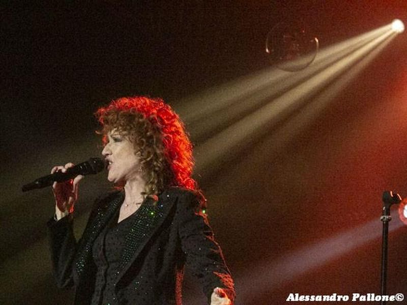 25 marzo 2022 - Dis_Play Brixia Forum - Brescia - Fiorella Mannoia in concerto