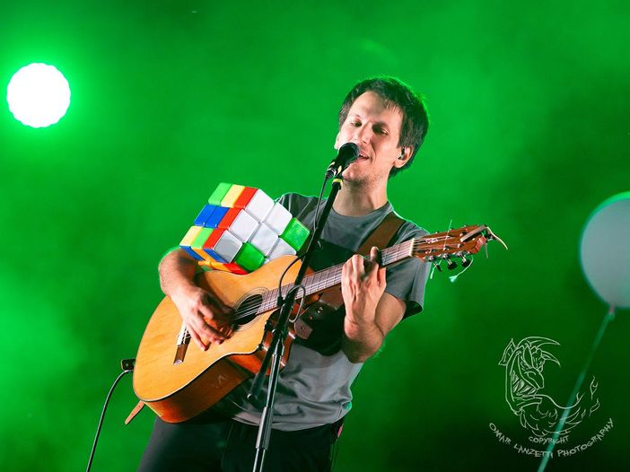 Eugenio in Via Di Gioia, in partenza il tour: aggiunte nuove date
