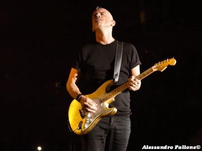 Eros Ramazzotti, per il trentennale di &apos;Terra promessa&apos; esce il box set &apos;Eros 30