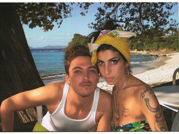 Amy Winehouse convince Mark Ronson a lavorare di nuovo con lei