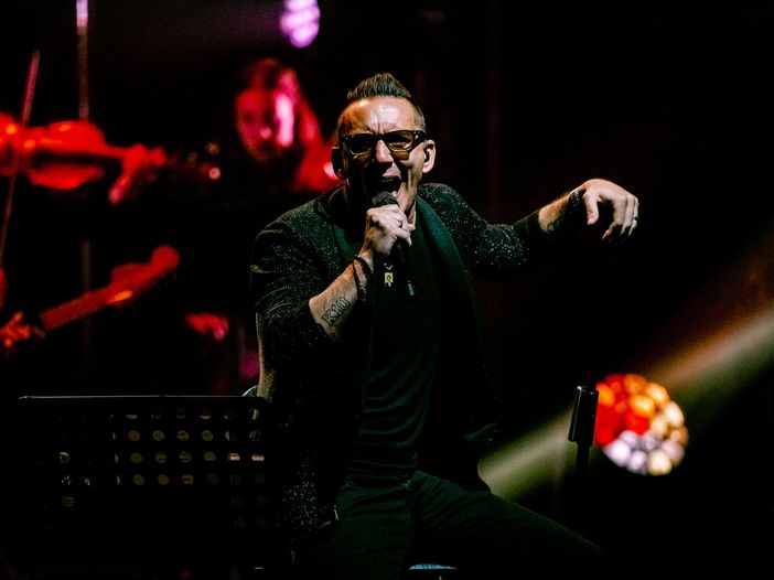 Modà negli stadi, parla Kekko. A Sanremo come autore per Annalisa e Tatangelo? Modà negli stadi, parla Kekko. A Sanremo come autore per Annalisa e Tatangelo?