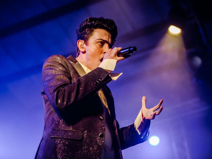 Dai talent alle colonne sonore: Michele Bravi offre la sua voce a &#039;Coco&#039; della Disney, Riki all&#039;italiano &#039;Leo da Vinci &ndash; Missione Monna Lisa&#039; - VIDEO