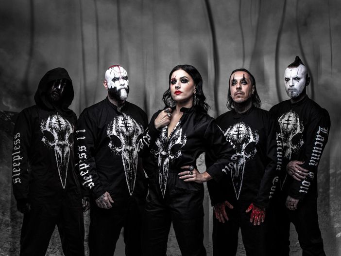 Lacuna Coil:&quot;Il metal &egrave; vita. Sanremo? Un outlet per farsi promo&quot;