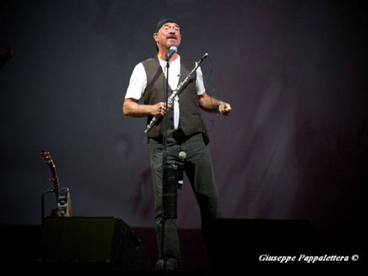 √ Ian Anderson - Rockol
