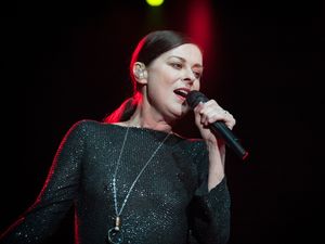 Concerti, Lisa Stansfield: posticipate a maggio 2014 le date del tour