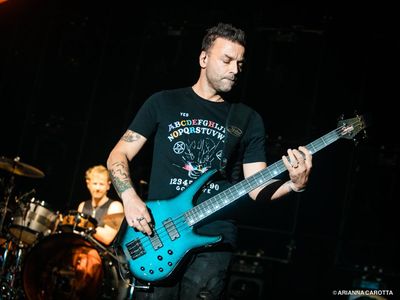 Chris Wolstenholme