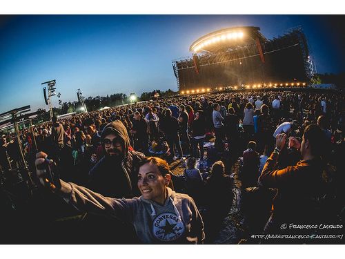 Secondary ticketing, la SIAE festeggia per la sentenza anti-bagarinaggio online: 'E' l'inizio di un percorso, ora regole chiare per proteggere la filiera del live e i fan'. Ma per il momento i biglietti a prezzi maggiorati sono ancora in vendita...