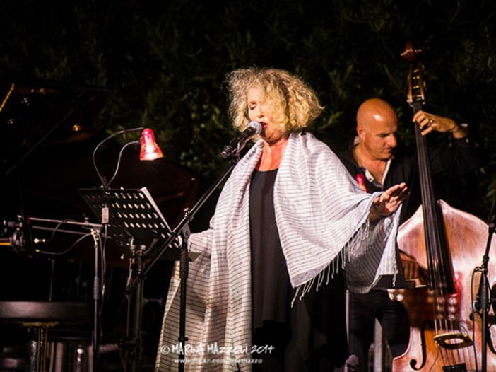 Album natalizio e tour per il ritorno di Rossana Casale