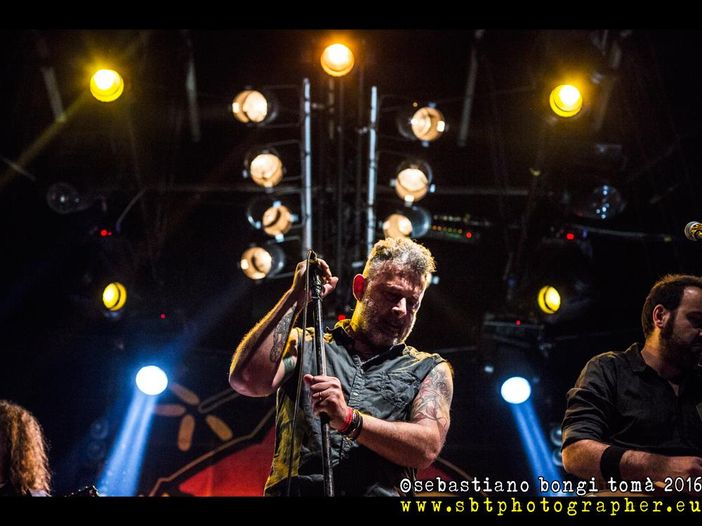 Caravane De Ville, il nuovo gruppo di Giovanni Rubbiani, ex Modena City Ramblers 