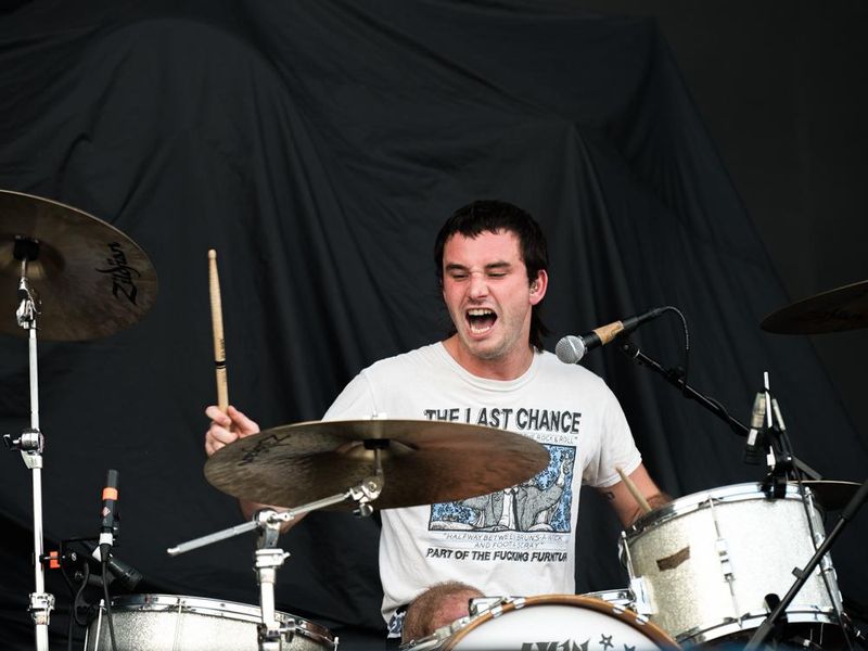 15 giugno 2022 - I-Days - Ippodromo - Milano - Amyl and the Sniffers in concerto