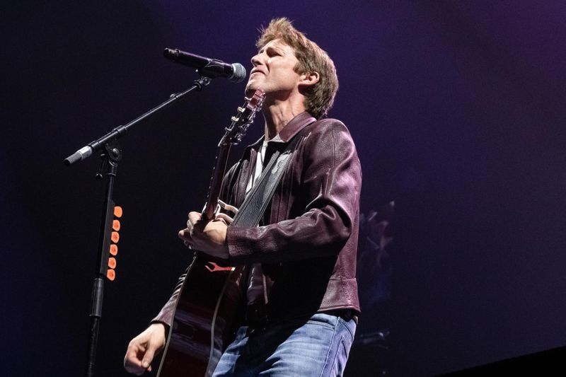 22 febbraio 2025 - Unipol Arena - Casalecchio di Reno (Bo) - James Blunt in concerto