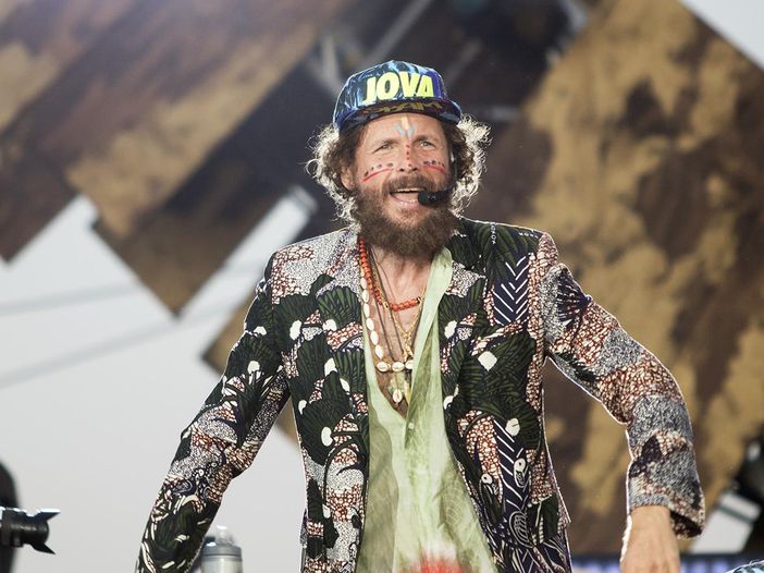 Jovanotti: tutti gli ospiti del tour sulle spiagge Jovanotti: tutti gli ospiti del tour sulle spiagge