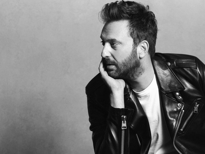 Premio Videoclip Italiano: Cesare Cremonini racconta 'Dicono di me' Premio Videoclip Italiano: Cesare Cremonini racconta 'Dicono di me'