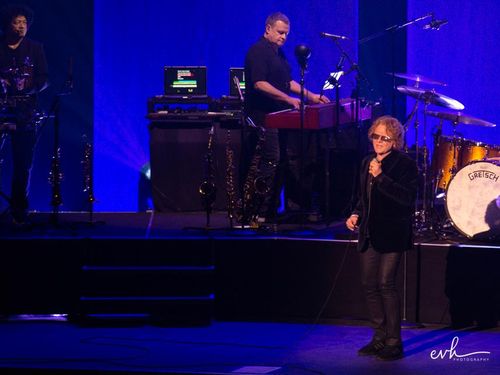 UK, il nuovo album dei Simply Red in esclusiva ai supermercati Tesco 