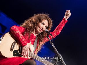 Concerti, &apos;Negro 2010&apos;: dal vivo a Pertosa (SA) Teresa De Sio ed Hevia