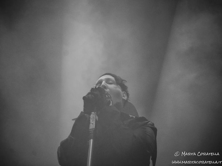 Marilyn Manson, gentilissimo, duetta con Gary Numan
