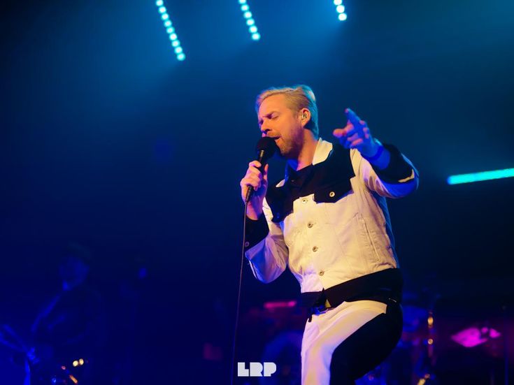 Brit Awards di ieri sera: vincono i Kaiser Chiefs. E alla fine arriva Prince