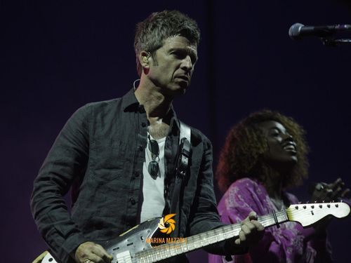 Il manager di Noel Gallagher: 'Non abbiamo bisogno di una major' 