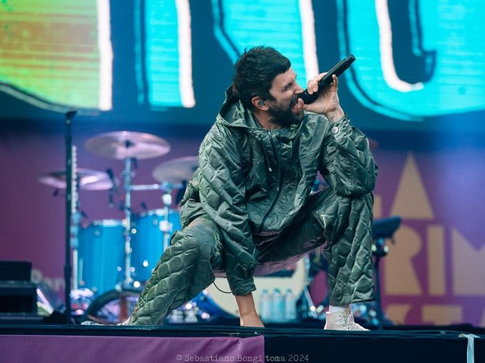 Kasabian, il nuovo singolo &egrave; &quot;Hippie Sunshine&quot;