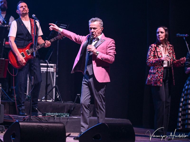  √ 11 marzo 2024 - Teatro Colosseo - Torino - Pupo in concerto - Foto 15 Bildidee 