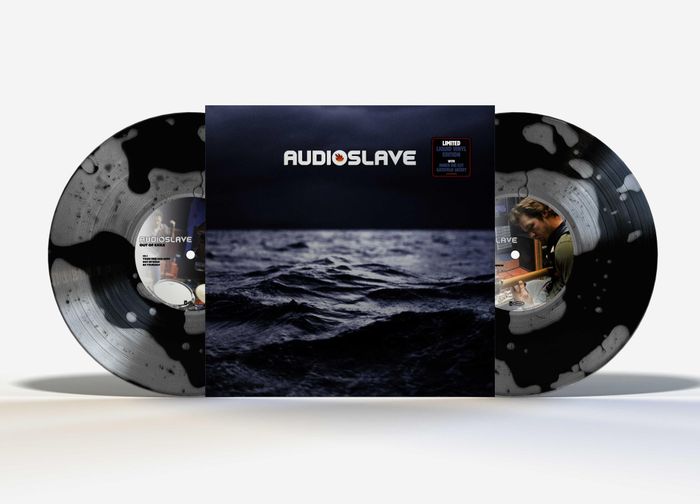 https://images.rockol.it/xJ0XMHN-noCRo3xY9uO3UXj-cjI=/700x0/smart/rockol-img/img/foto/upload/audioslave-out-of-exile-2lp-liquid-edition-product-shot.jpg