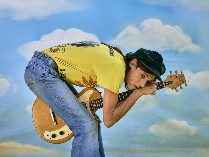 Lucio Corsi, al via il primo tour dopo Sanremo: la scaletta Lucio Corsi, al via il primo tour dopo Sanremo: la scaletta