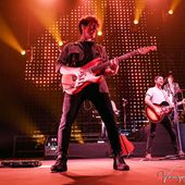 6 dicembre 2023 - PalaAlpitour - Torino - Tommaso Paradiso in concerto 6 dicembre 2023 - PalaAlpitour - Torino - Tommaso Paradiso in concerto