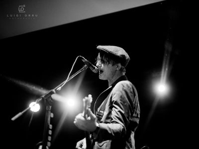 35.000 euro per un quadro dipinto da Pete Doherty col sangue