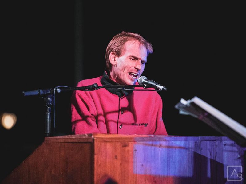 26 settembre 2020 - Hiroshima Mon Amour - Torino - Lucio Corsi in concerto