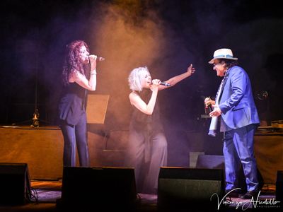 Albano presenta gli ospiti del suo ‘One man show’