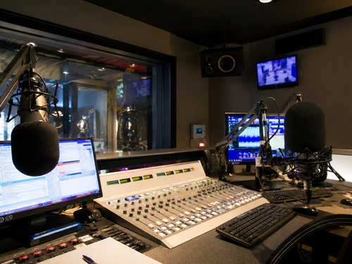 Radio e mercato: l'illusione dell'efficienza a breve termine