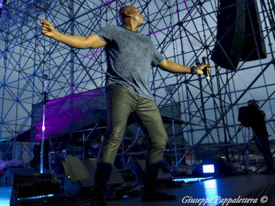 Santana, il nuovo album (forse) in autunno