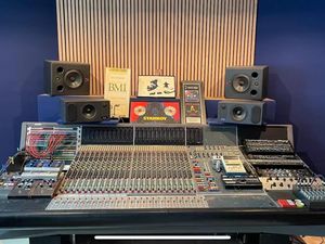 NEVE Vr mixer dissonanze records