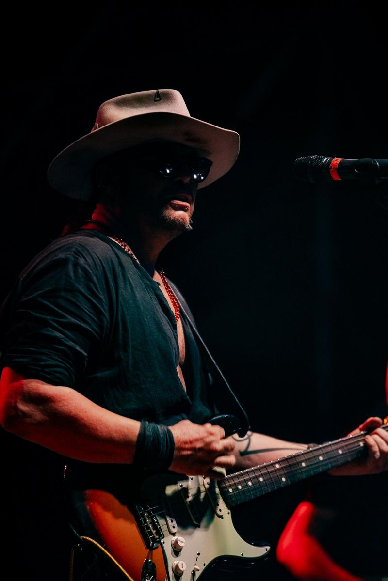 9 luglio 2023 &ndash; Parco Caserme Rosse - Bonsai Garden - Bologna &ndash; Gianluca Grignani in concerto