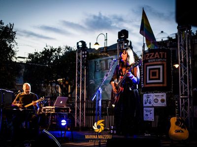 Comunicato Stampa: Fronte del palco in Reload
