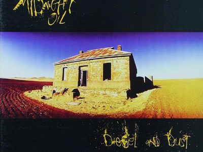 COPERTINA DEVILS AND DUST