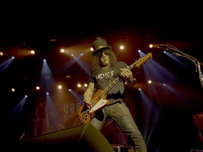 Slash, un album live in arrivo