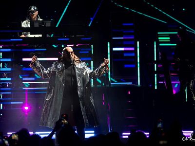 Pet Shop Boys, Neil Tennant in terapia intensiva? Solo una bufala 